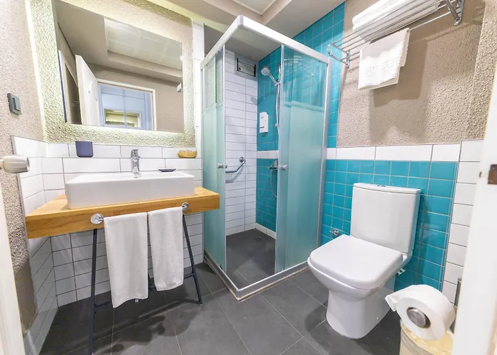 酒店 切什梅阿里南达酒店